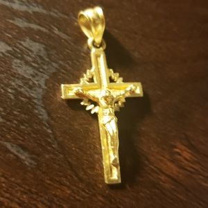 14 Karat Jesus pendant
